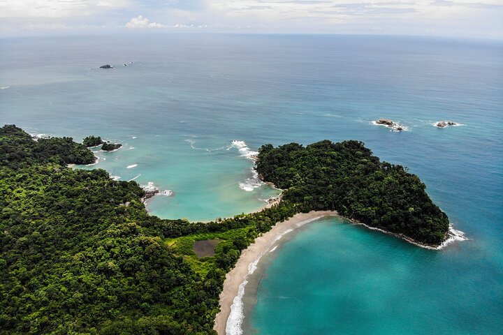 Shared Shuttle Santa Teresa to Manuel Antonio - Photo 1 of 8